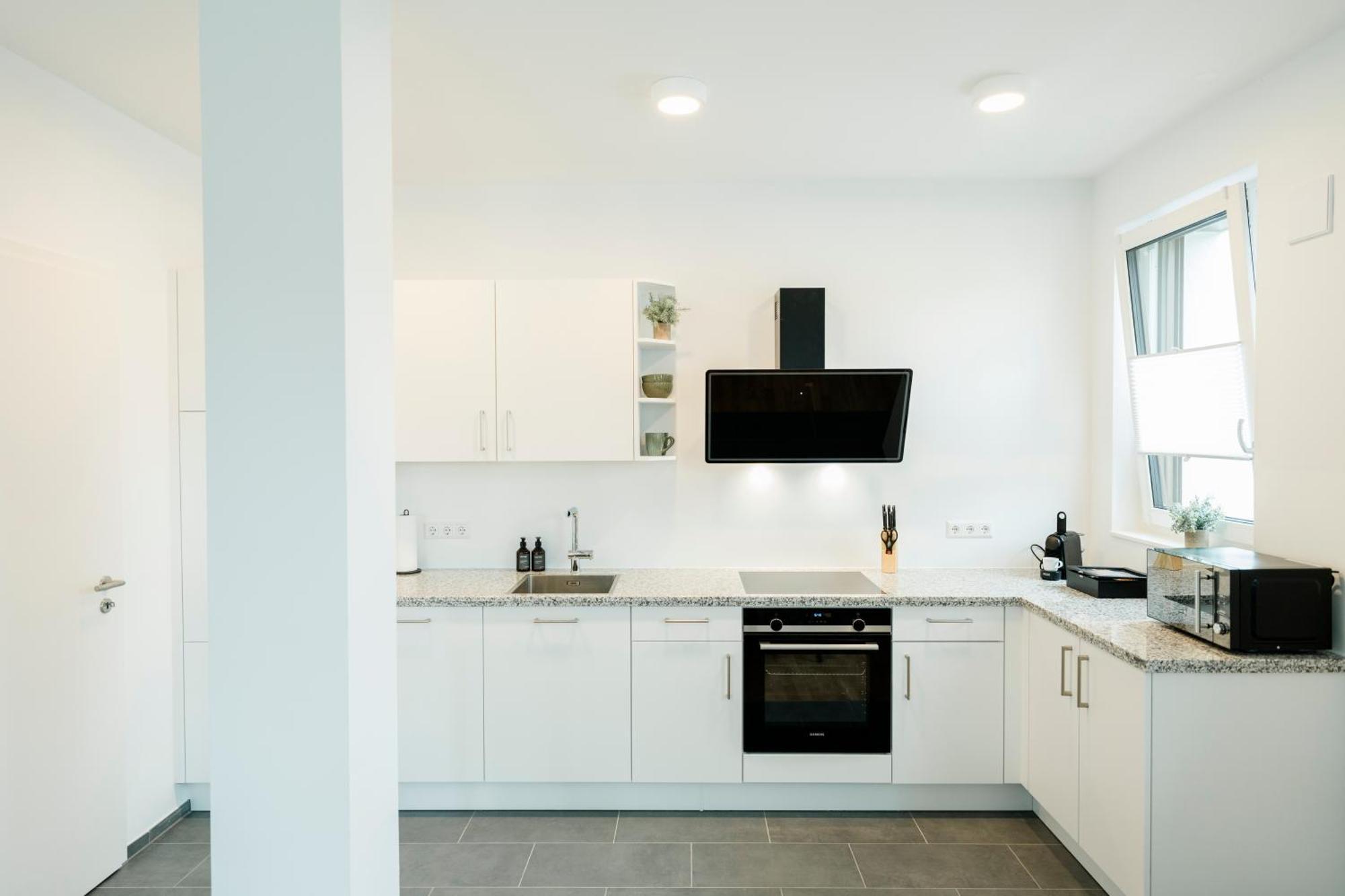 Kocasa-Apartments 02, Design, City-Center Boeblingen, Stellplatz, Balkon, Waipu-Tv Εξωτερικό φωτογραφία